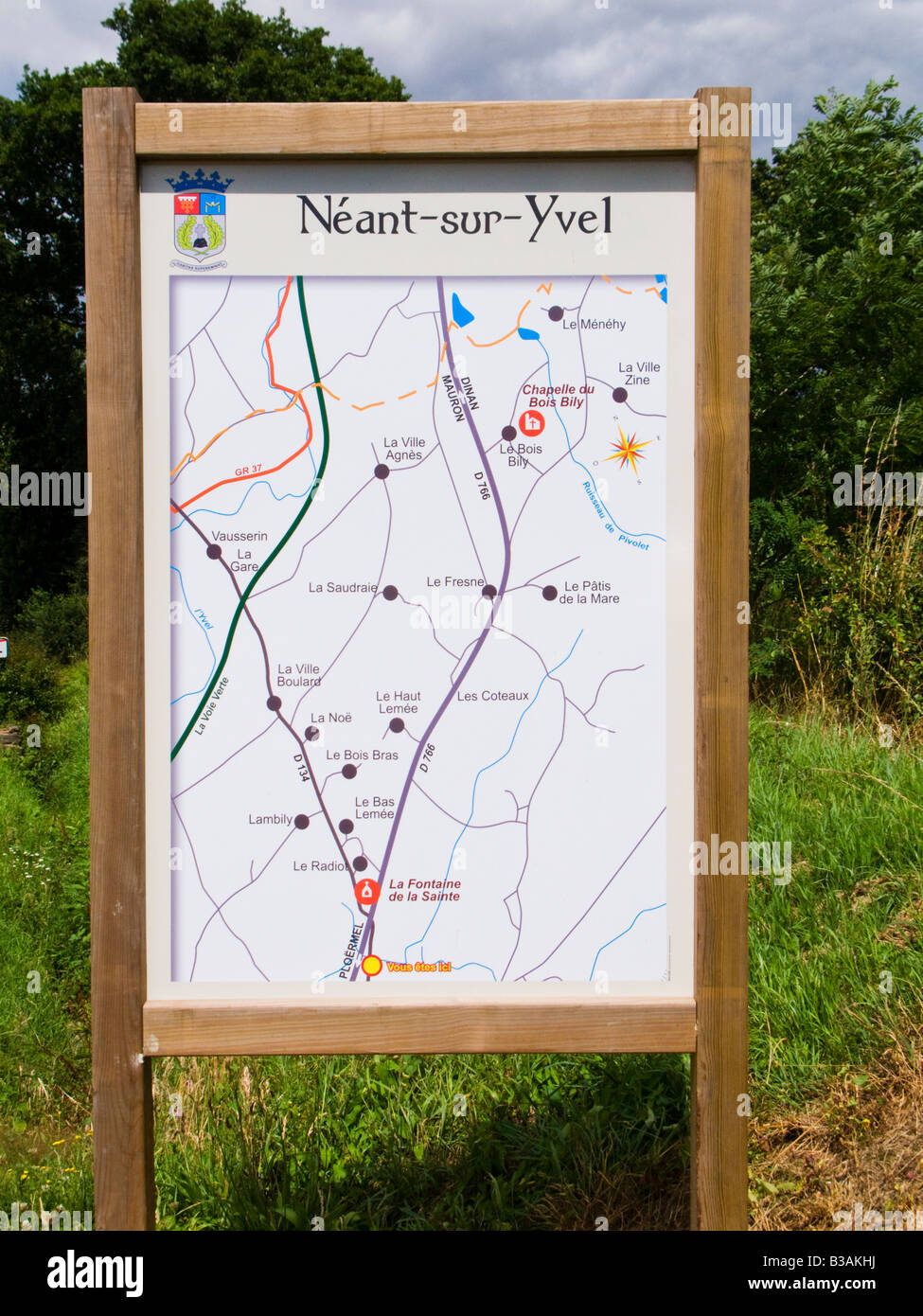 Carte des noms de rue dans le petit village français Néant-sur-Yvel Morbihan Bretagne France Europe Banque D'Images