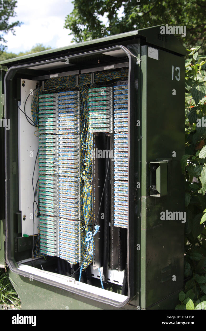 Un téléphone vert Cabinet vu dans la rue Banque D'Images