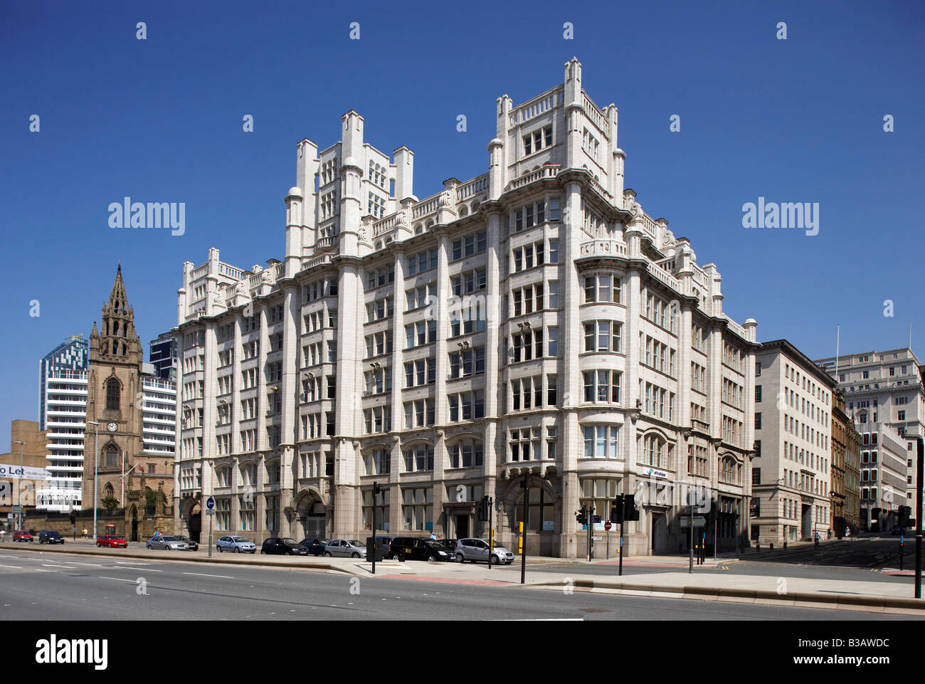 Bâtiment tour à Liverpool UK Banque D'Images