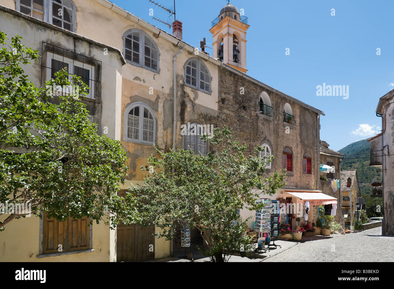 Shop juste à côté de la place dans le Goffory haute-ville (vieille ville), Corte, centre Corse, France Banque D'Images