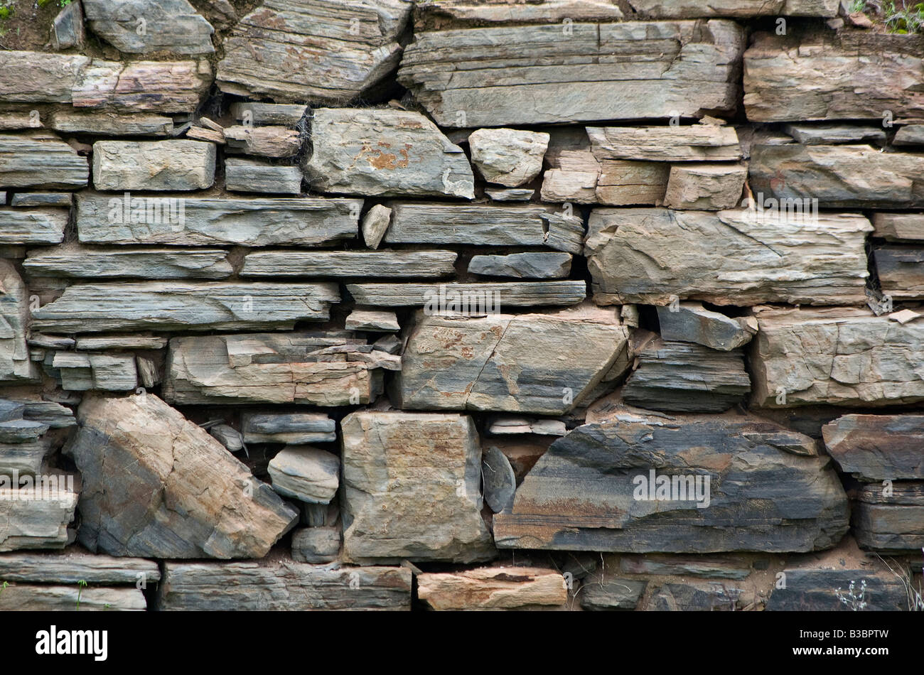 Grande image d'un vieux mur en pierre sèche Banque D'Images