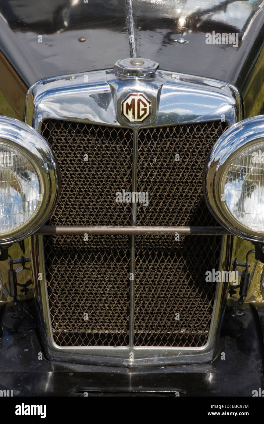 Classic 1933 MG J2 roadster grille de radiateur Banque D'Images