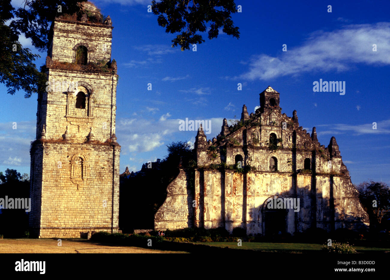 Façade de l'église paoay laoag Luzon aux Philippines Banque D'Images