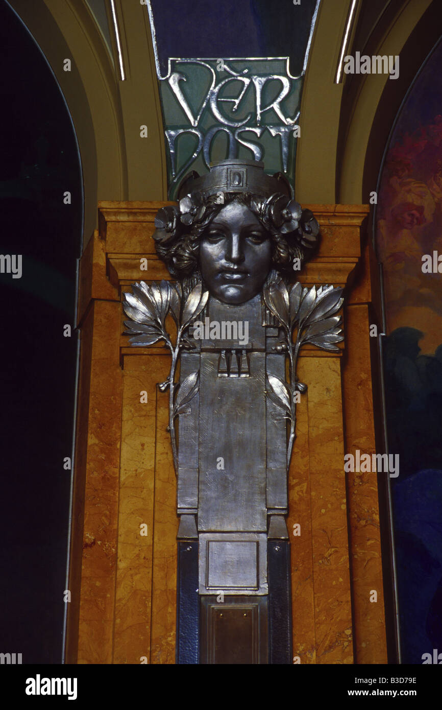 Mascaron par Alfons Mucha dans le maire Salle de la Maison municipale de Prague, en République Tchèque Banque D'Images