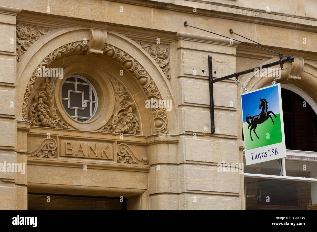 Lloyds TSB sign et l'entrée à Weymouth, dans le Dorset Banque D'Images