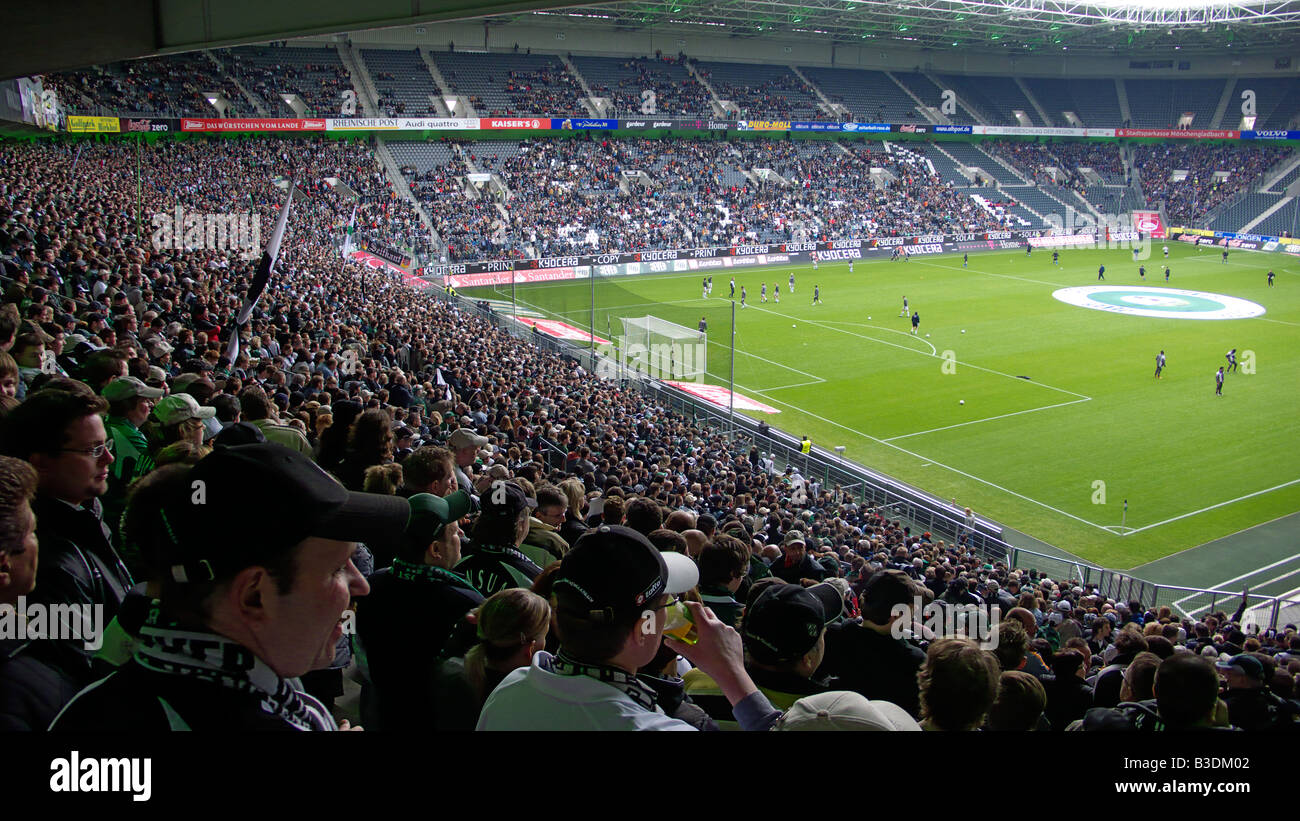 Football, 2. Bundesliga Borussia Moenchengladbach, 2007/2008, contre TuS Koblenz 1:0, stade Borussia Park, foule de spectateurs, fans Banque D'Images