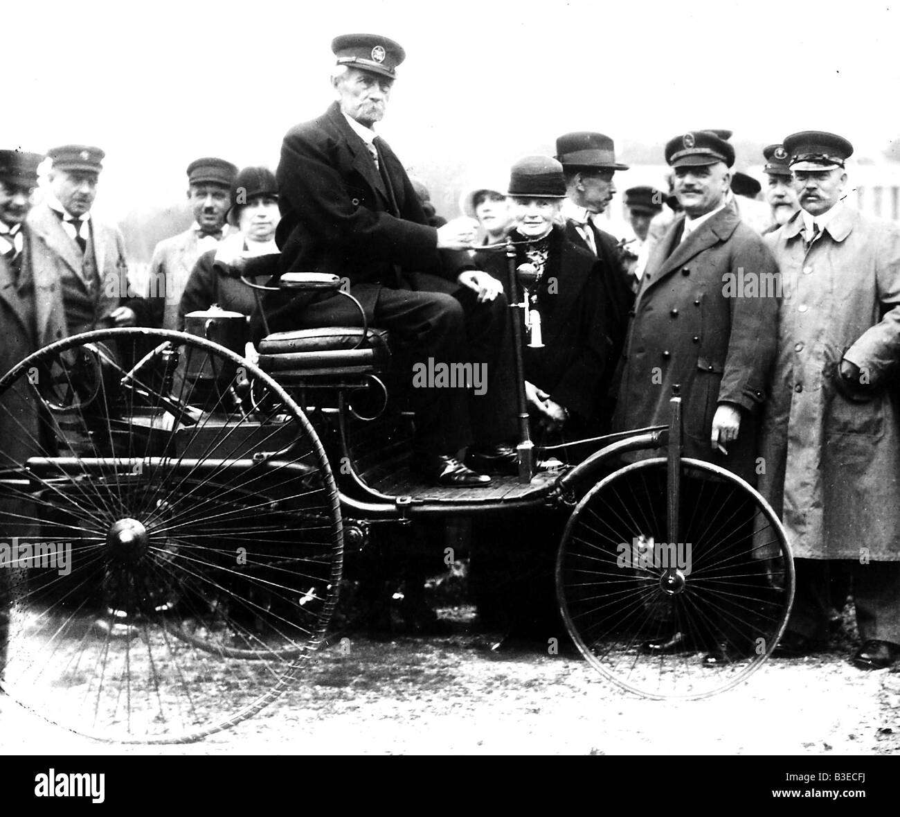 Benz, Carl, 26.11.1844 - 4.4.1929, ingénieur constructeur automobile allemand, véhicule à trois roues, événement oldtimer 1925, automobile, voiture, Karl, Richard Benz, Jean Pflanz, Gustav Röll, Mme Brecht, Mme Held, Mme Benz, Prince August of Bayern, Latin, Direktor Brecht, Banque D'Images