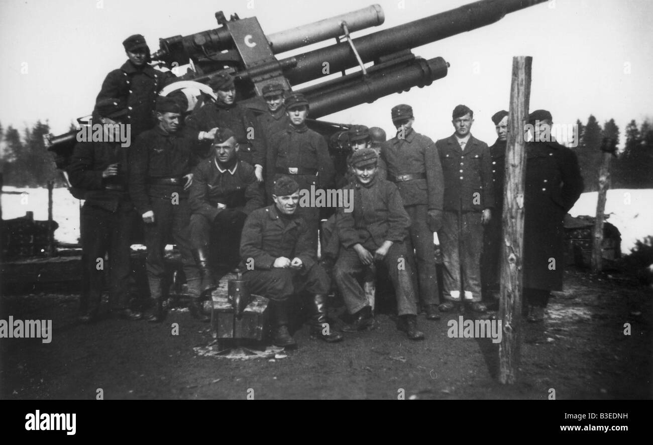 Hitler Jeunesse / Anti-aircraft / 1944 Banque D'Images