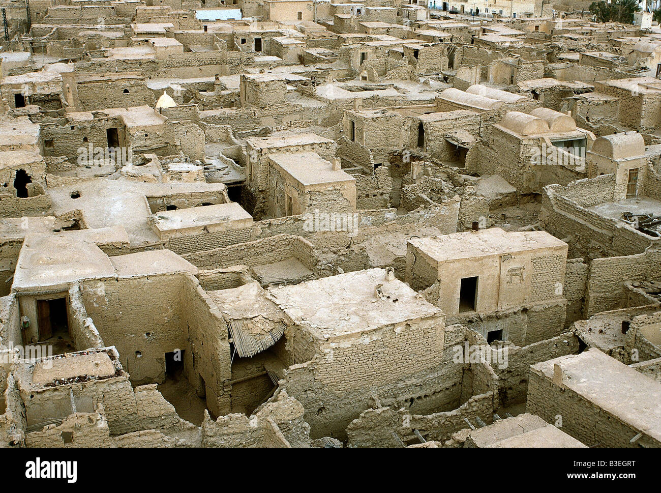 Géographie / billet, l'Algérie, l'oasis à Temacine Touggourt, vieux centre-ville / Centre / Centre,les huttes de boue, Banque D'Images