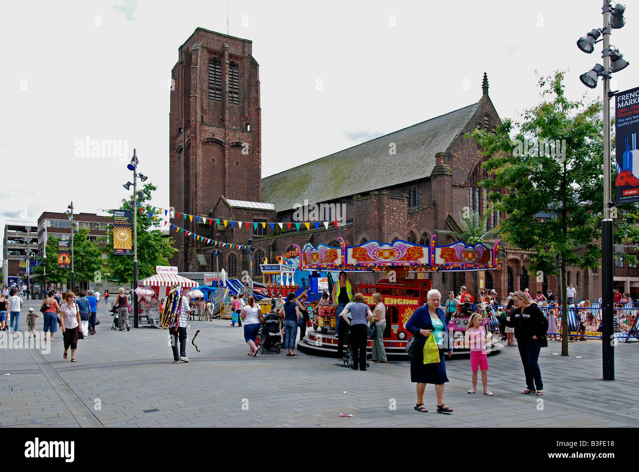 Place de l'église de st.helens,merseyside,uk Banque D'Images