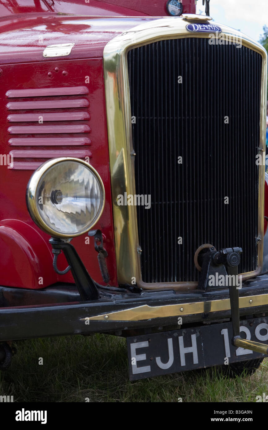 Vue avant du vintage 1937 Dennis ACE fire engine Banque D'Images