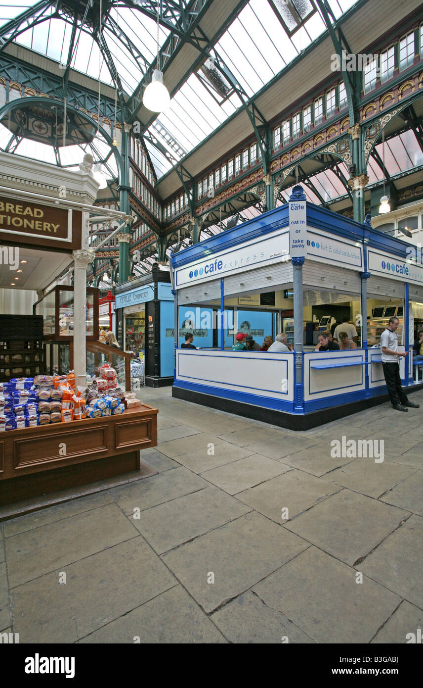 Cale au marché Kirkgate, Leeds, le plus grand marché couvert avec 800 étals Banque D'Images