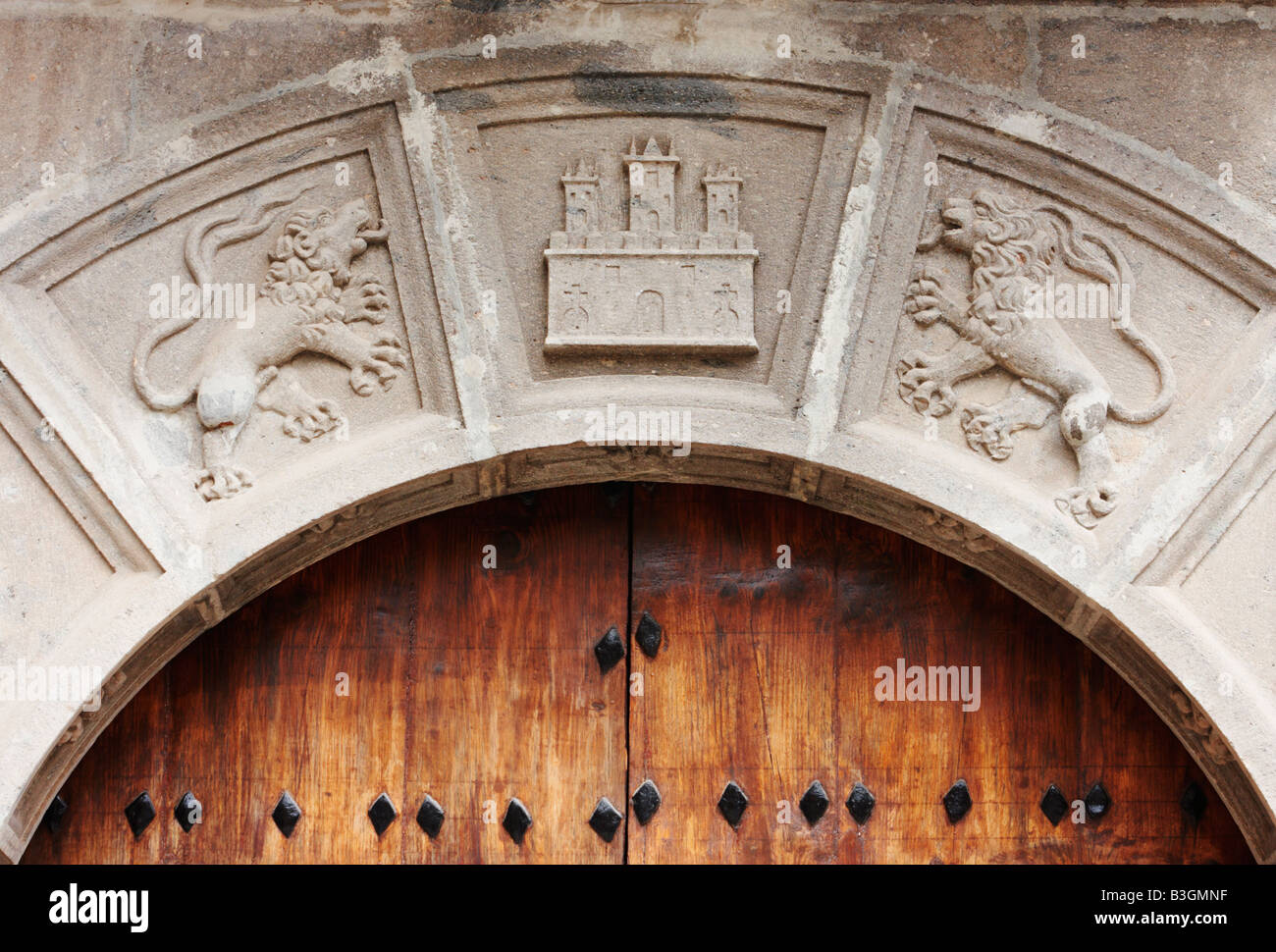 Détail architectural autour de porte dans la Plaza de Santa Ana à Las Palmas, la capitale de Gran Canaria dans les îles Canaries. Banque D'Images