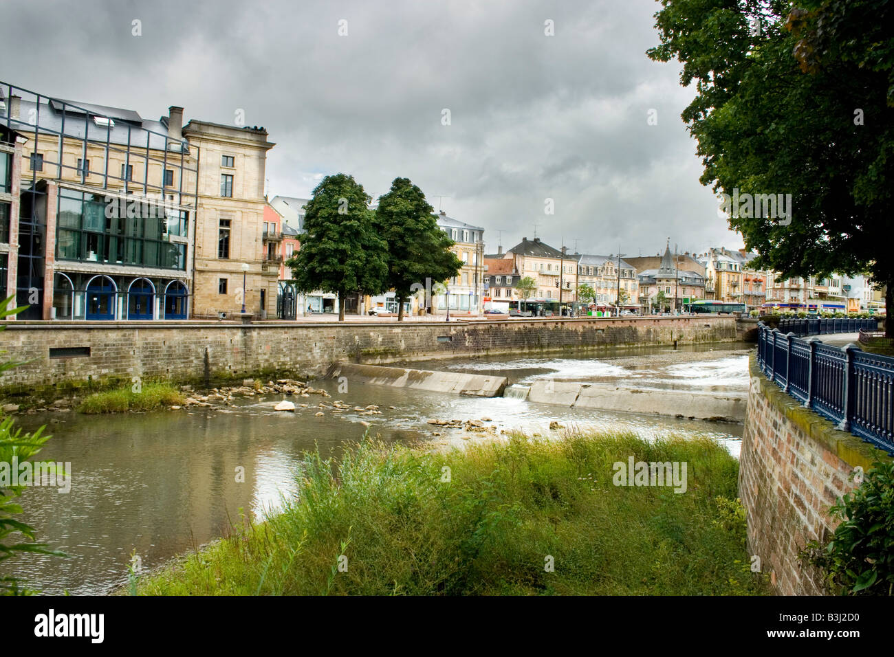 Ville de Belfort France rivière Savoureuse Banque D'Images