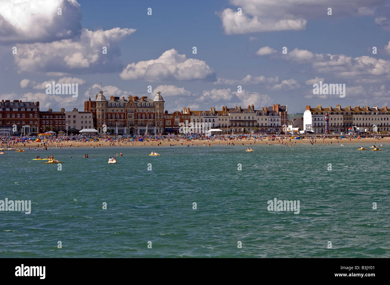 Front de mer de Weymouth Dorset sur une belle journée ensoleillée Banque D'Images