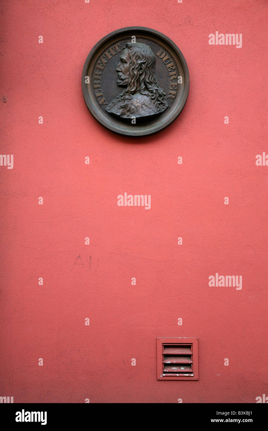 Plaque commémorative dédiée au célèbre peintre allemand Albrecht Dürer à Nuremberg, Allemagne Banque D'Images