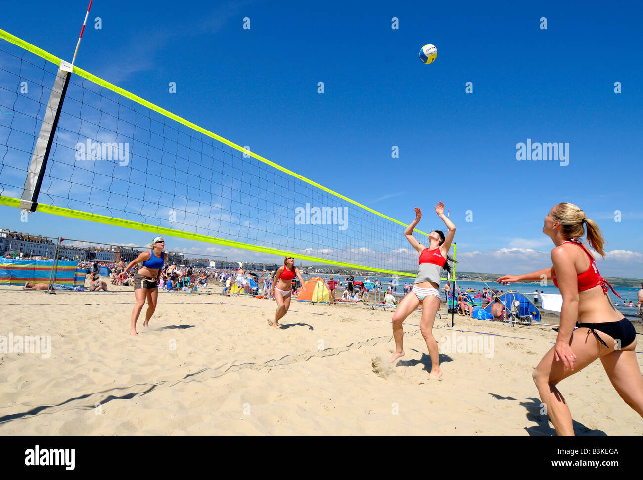 Beach-volley, Weymouth, Dorset, Angleterre, Royaume-Uni Banque D'Images