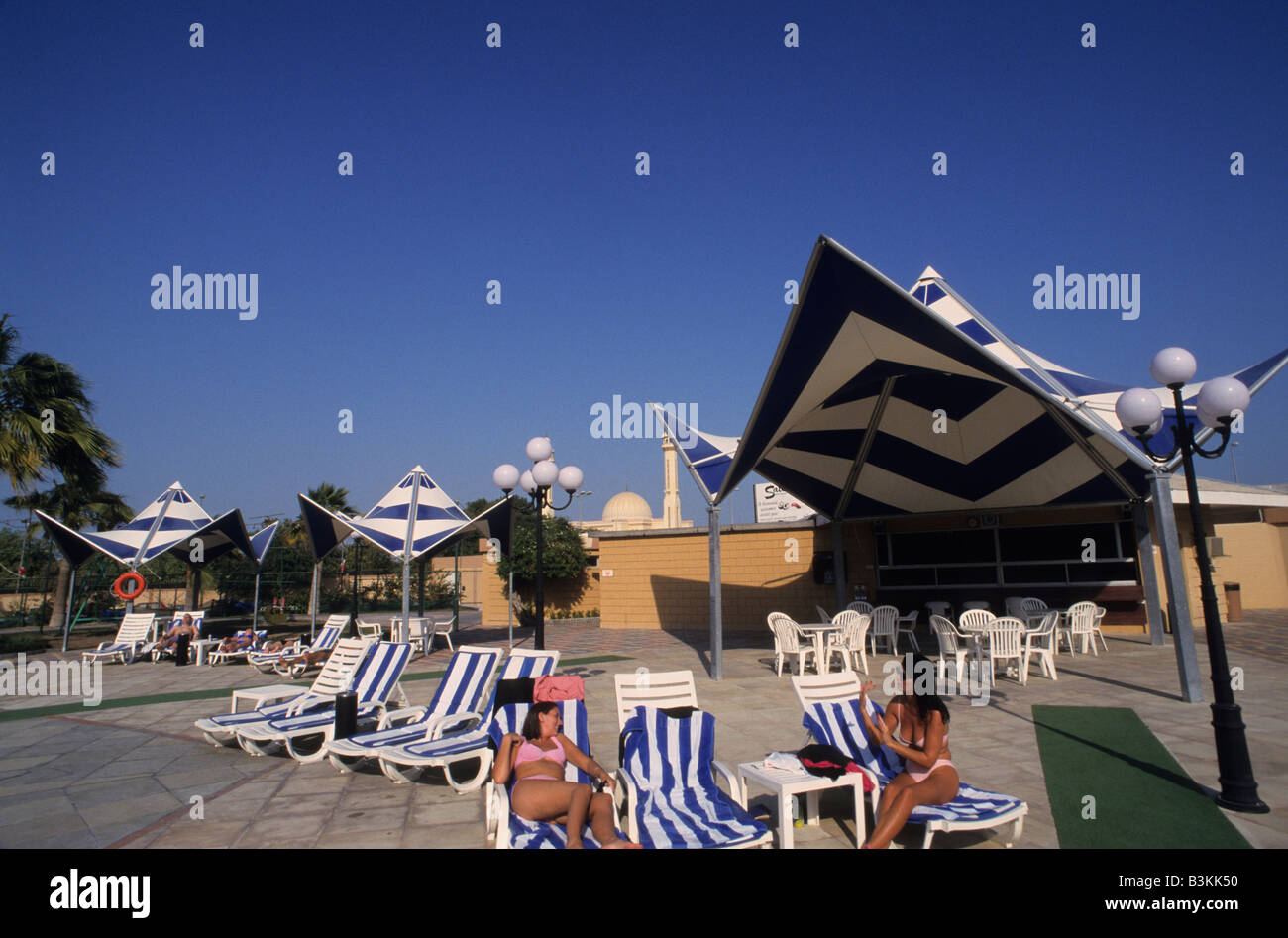 Moyen-orient, le Royaume de Bahreïn (arabe : Mamlakat al-Baá'¥rayn), vue extérieure de l'Hôtel du Golfe. Banque D'Images