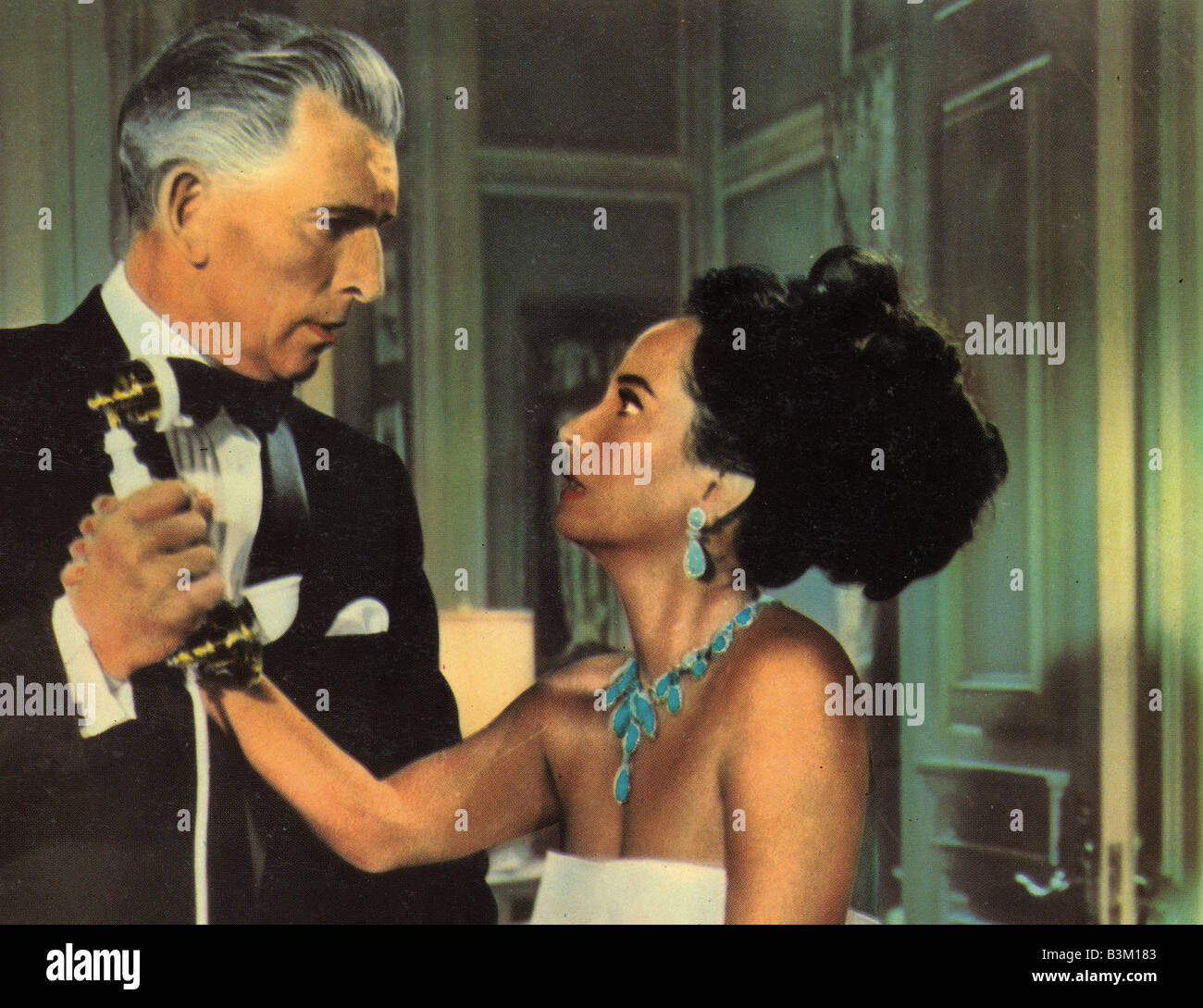 Hôtel 1967 Warner film avec Michael Rennie et Merle Oberon Banque D'Images