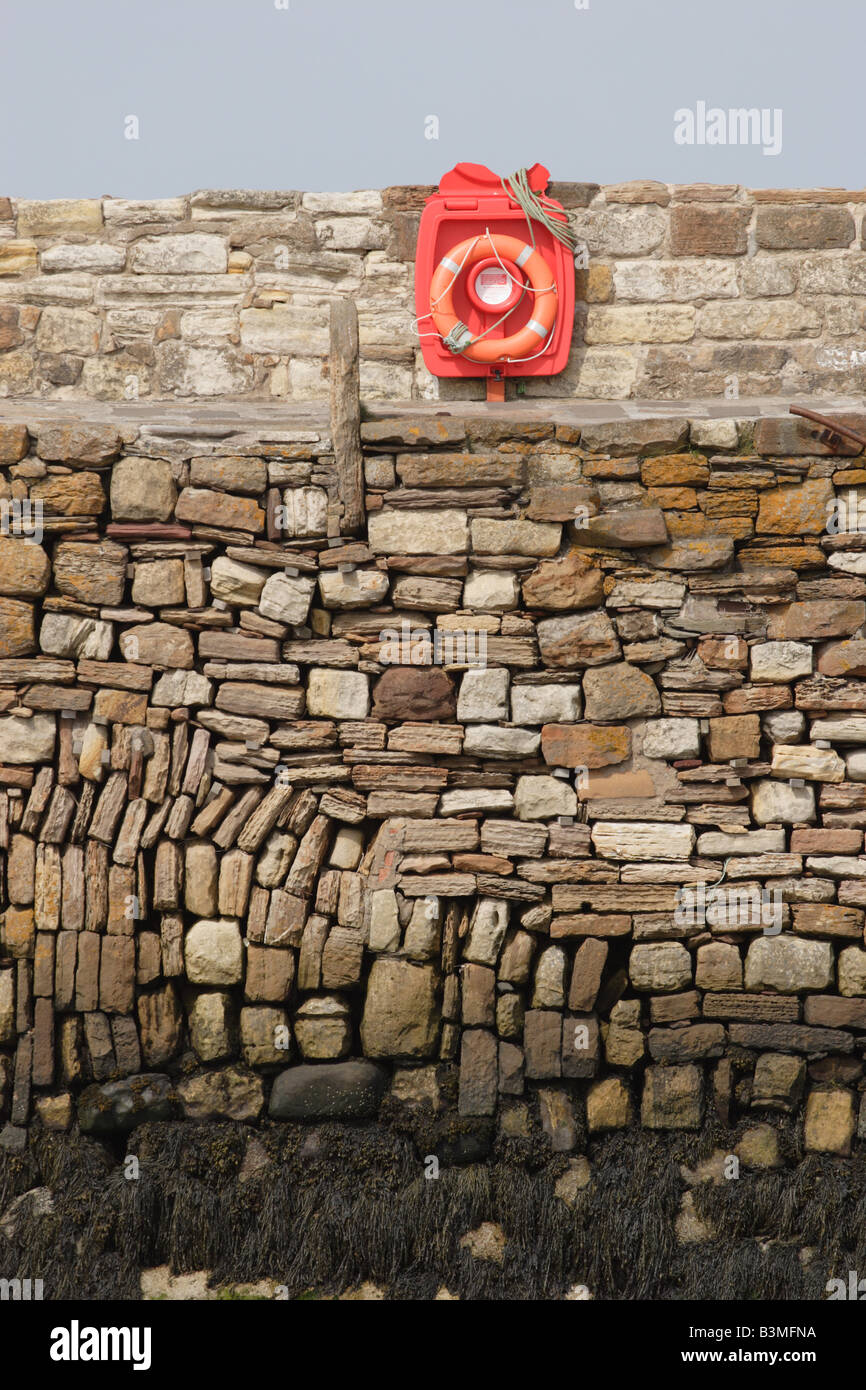 Détail de la jetée du port de grès à St Andrews, Fife. Banque D'Images