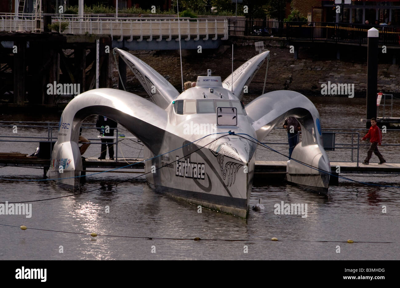 Bateau le plus rapide Banque de photographies et d’images à haute résolution Alamy