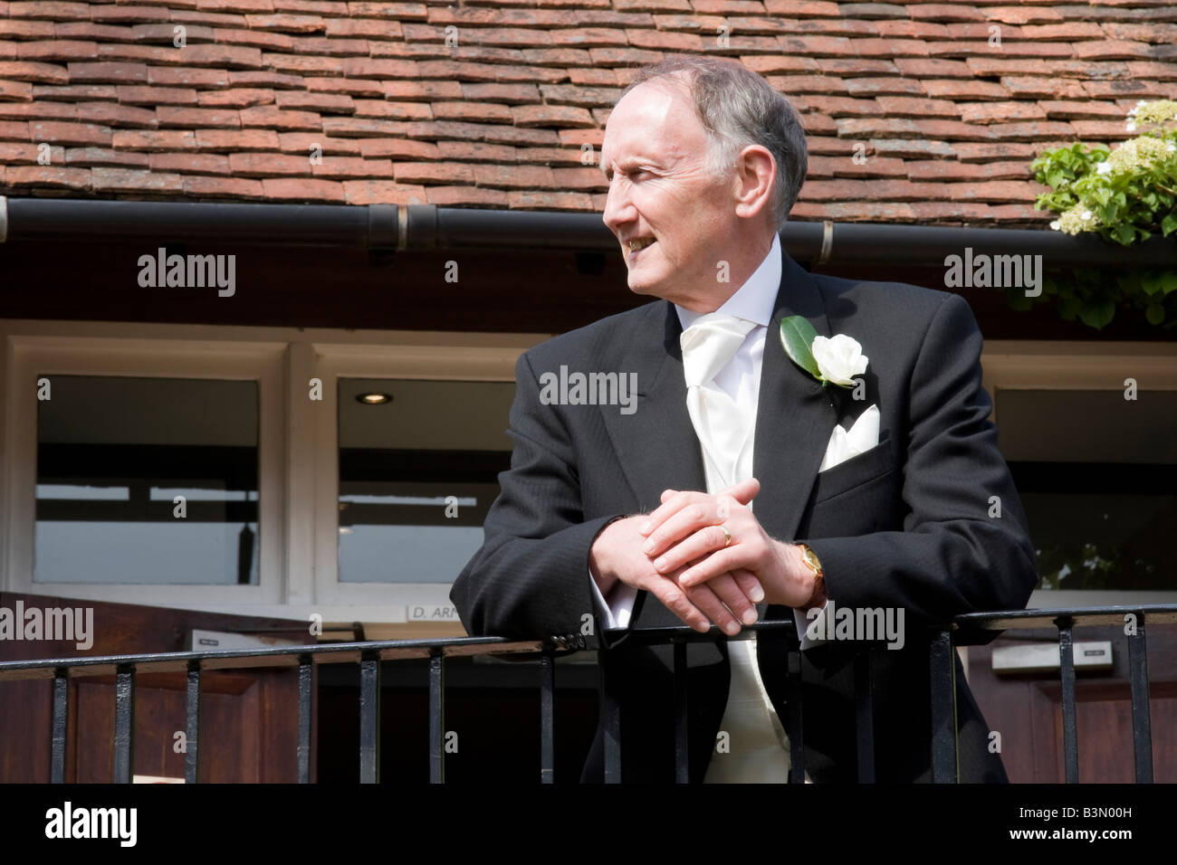 Man costume mariage traditionnel matin Banque D'Images