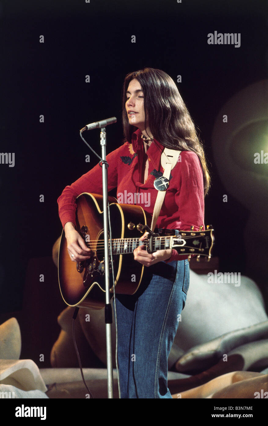 EMMYLOU HARRIS-nous à propos de la chanteuse Country & Western 1975 Banque D'Images