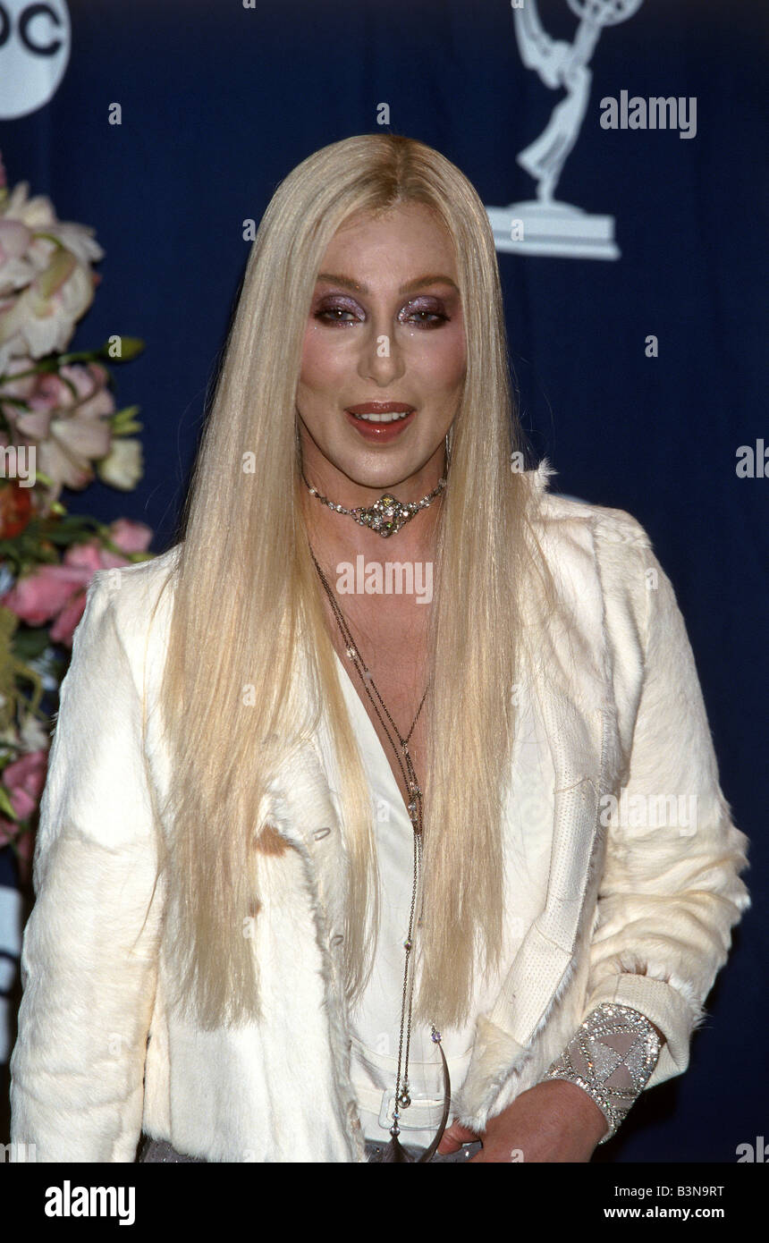 CHER chanteur et actrice du film à la 52e Emmy Awards en 2000 Banque D'Images