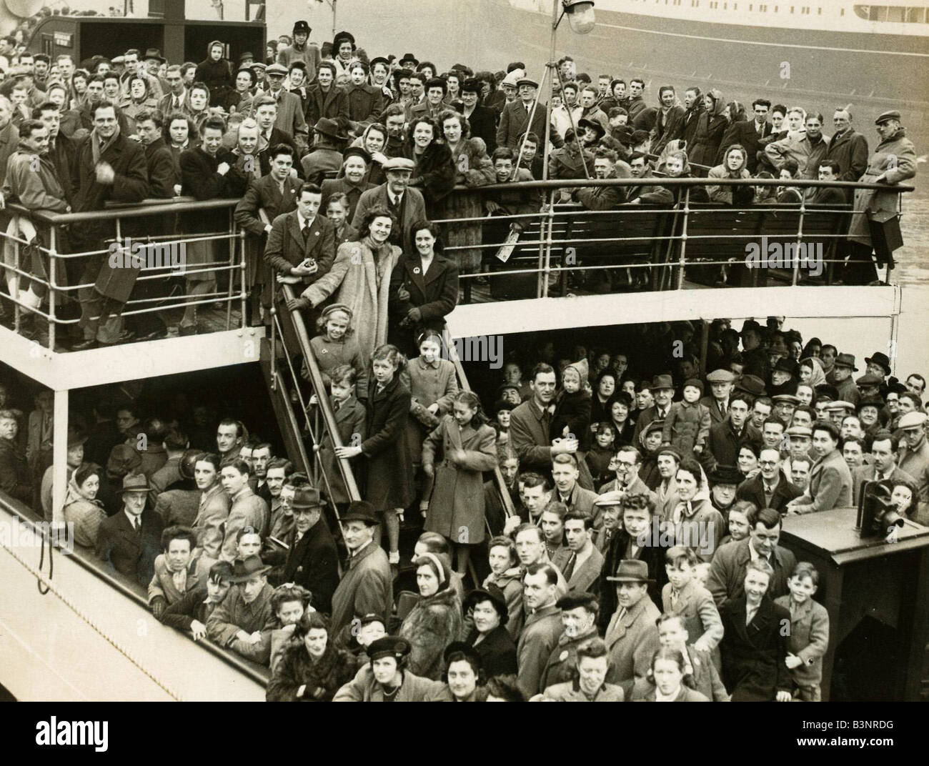 La Reine Mary 11 mars 1948 Clyde paquebot à pleine capacité de 2086 passagers, il va la Doon Watter laissant de Glasgow Banque D'Images