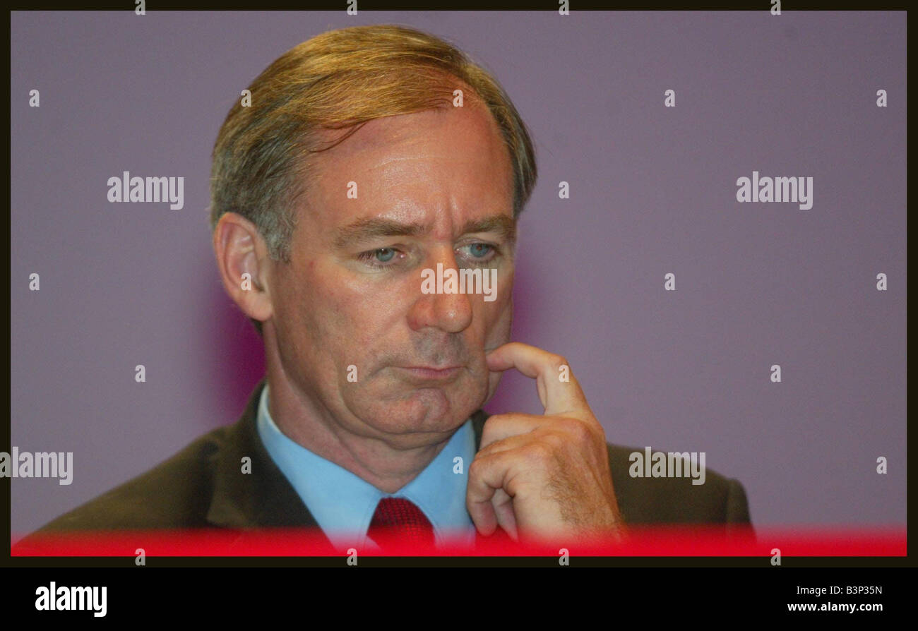 Le secrétaire d'État à la défense Geoff Hoon, discours à la conférence du parti travailliste à Bournemouth Octobre 2003 Banque D'Images