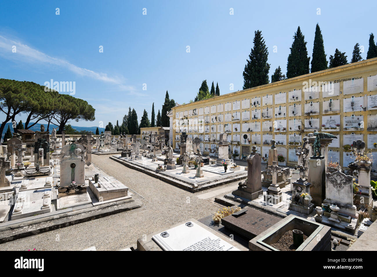 Cimetario delle Porte Saint par l'église de San Miniato al Monte, Florence, Toscane, Italie Banque D'Images