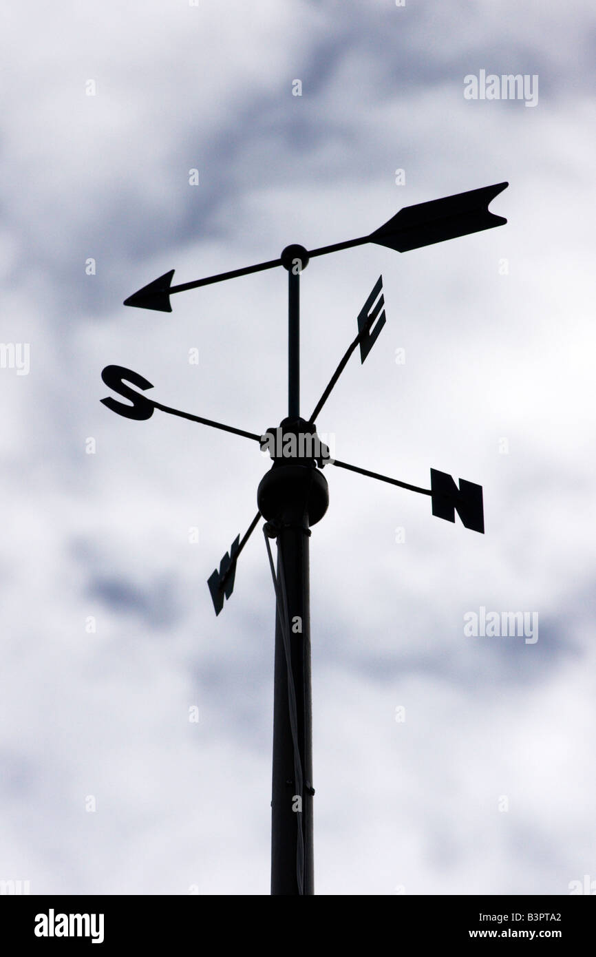 Instrument de direction du vent Banque de photographies et d'images à haute  résolution - Alamy
