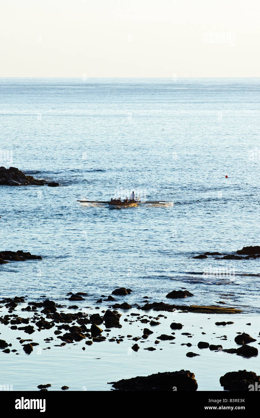 Whaler chaloupe approcher l'île de Pico Açores Portugal Banque D'Images