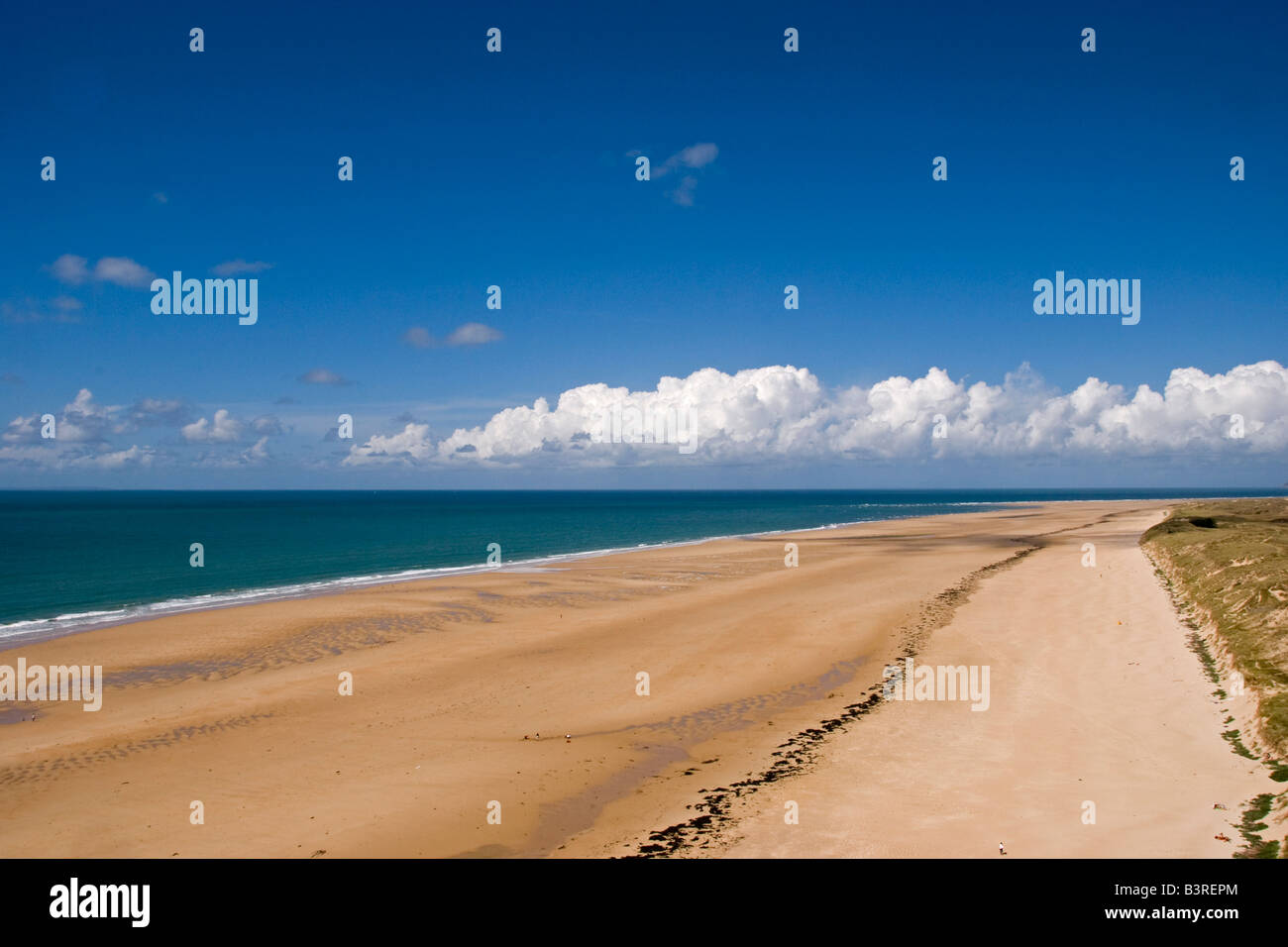 carteret-normandie-france-la-plage-de-vacances-id-ale-hatainville