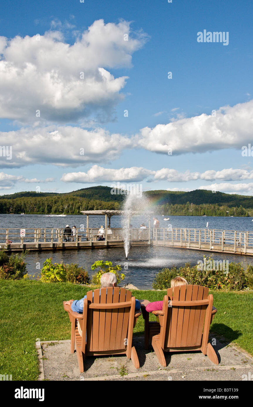 Ville de Saint Adolphe de Howard et lac saint Joseph Laurentides Québec Banque D'Images