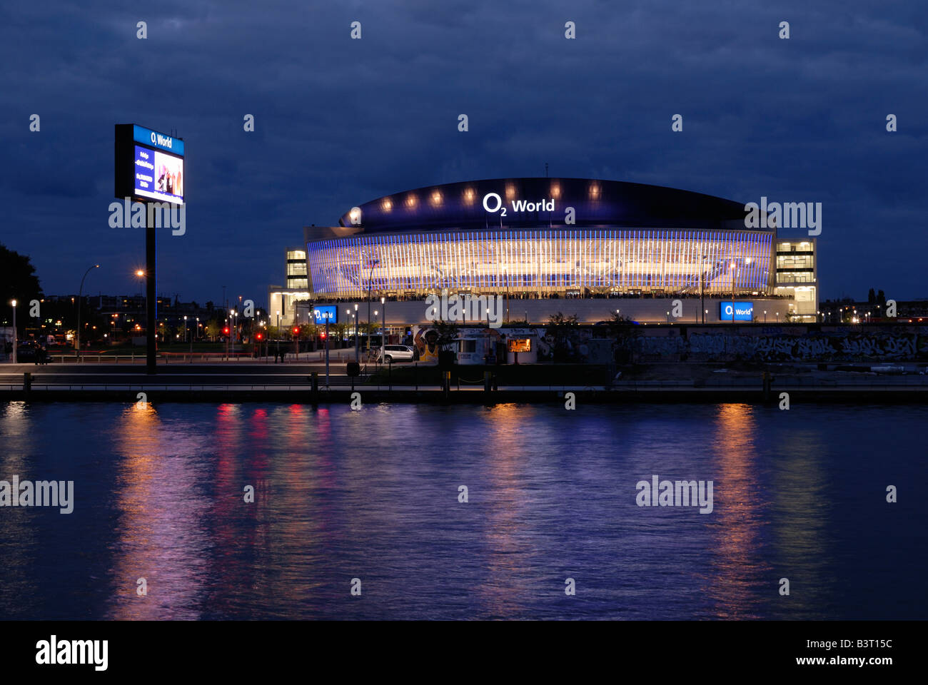 Berlin. Monde O₂. O₂ Arena de Berlin-Friedrichshain. Banque D'Images