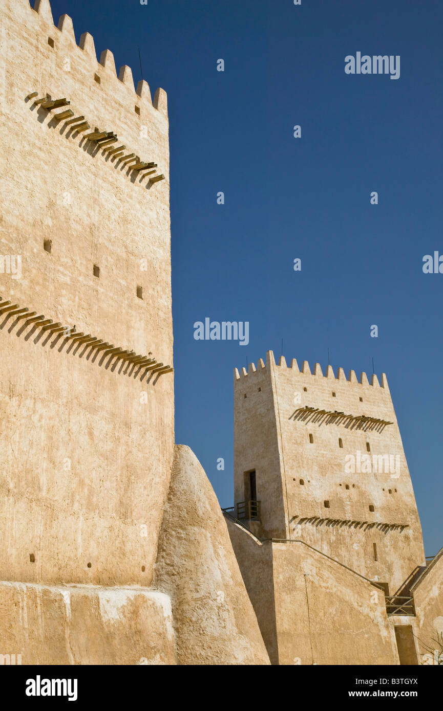 Le Qatar, l'Umm Salal, Umm Salal Mohammed. Umm Salal Mohammed Fort. Barzan, Tour du Golfe arabe traditionnelle structure défensive Banque D'Images