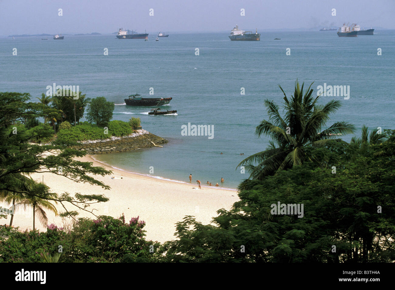 En Asie, Singapour, Sentasa Island. La plage de Siloso. Banque D'Images