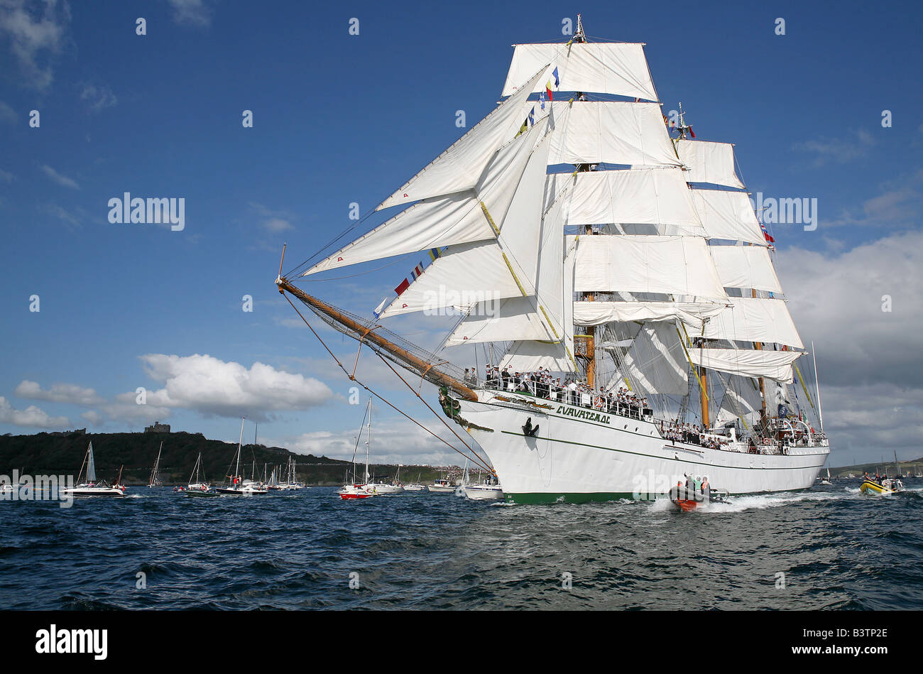 Début de la course des grands voiliers 2008 off Point Pendennis Falmouth, Cornwall, UK Banque D'Images