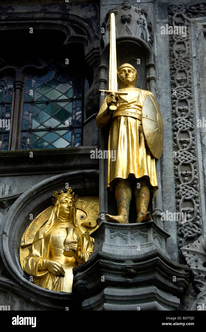 Belgique, Bruges. Basilique du Saint-sang de style néo-gothique, la relique du Saint-sang est gardé à l'intérieur. Banque D'Images