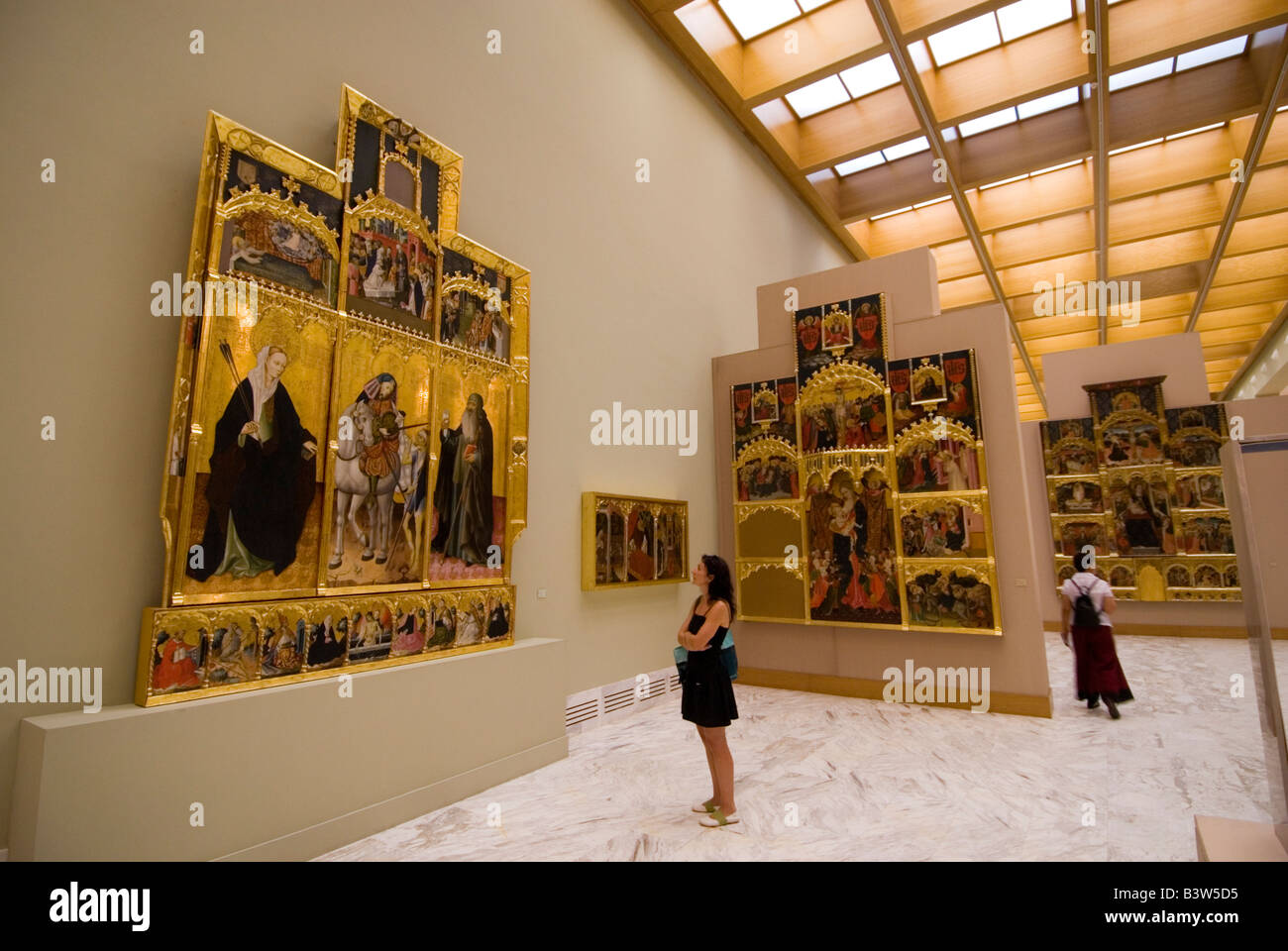 Femme à la peinture à l'huile à des offices religieux. Musée des Beaux Arts Musée de Belles Artes de Valence Espagne Banque D'Images