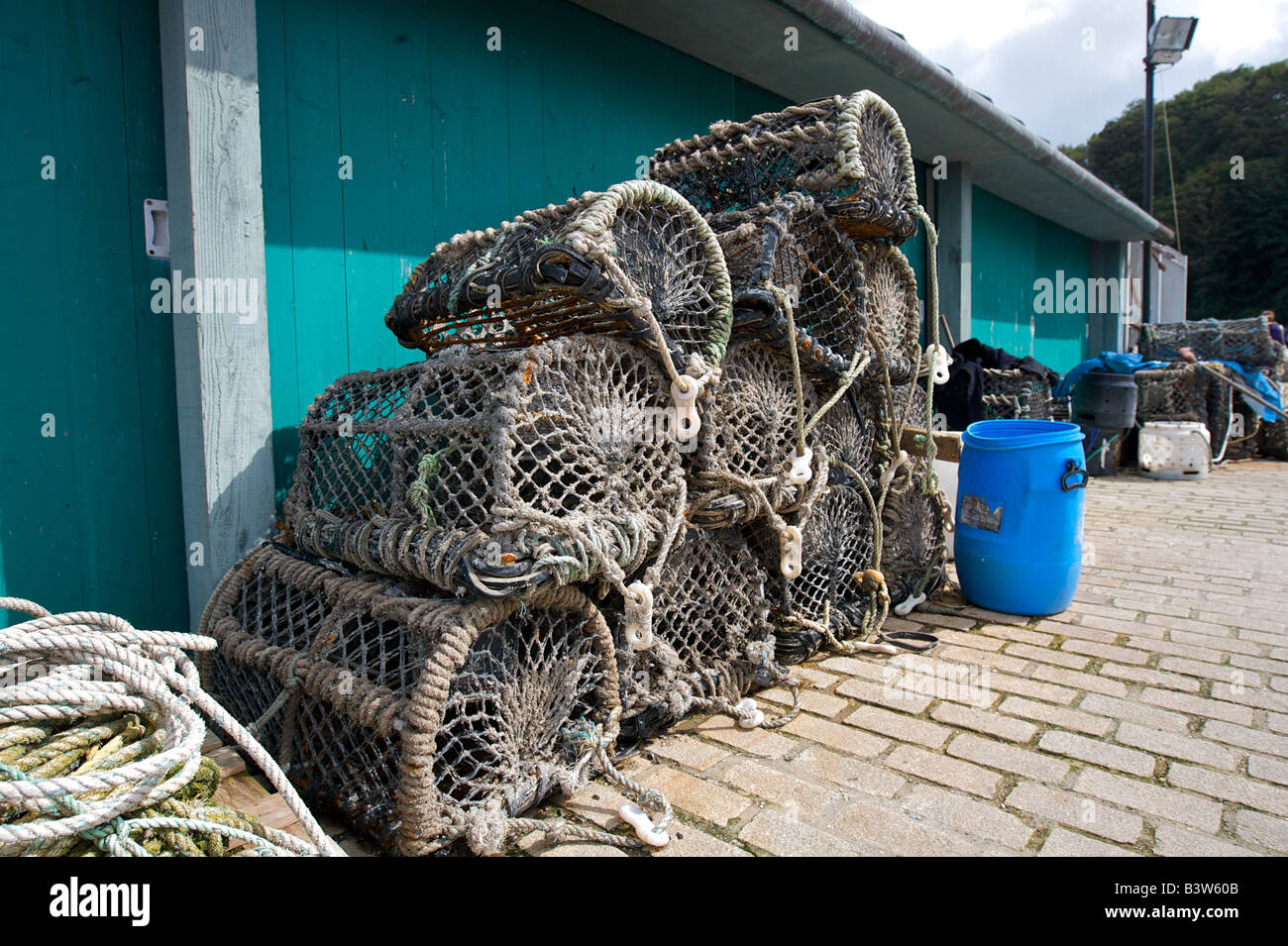 Des paniers de pêche du crabe à Ilfracombe, Devon Banque D'Images