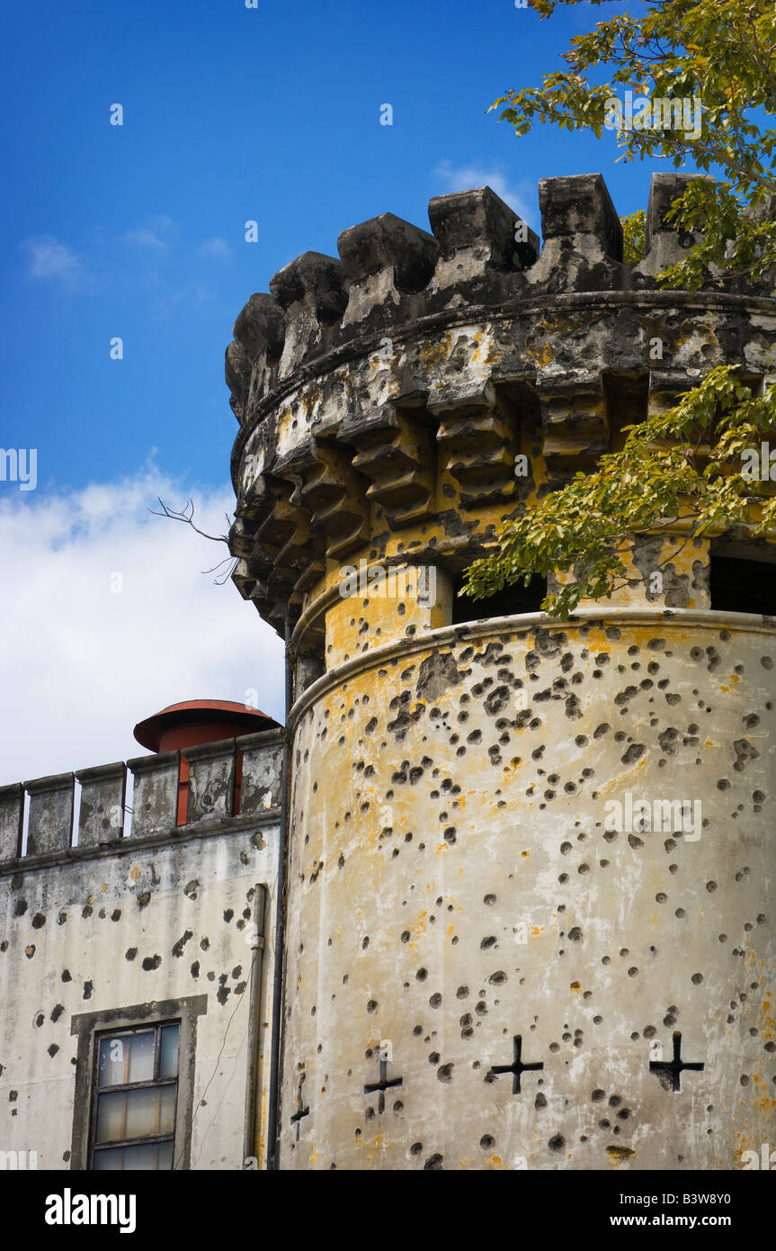 Trous de balle dans la tourelle du château, San Jose, Costa Rica Banque D'Images