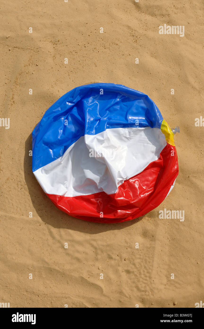 Ballon de plage plate Banque D'Images