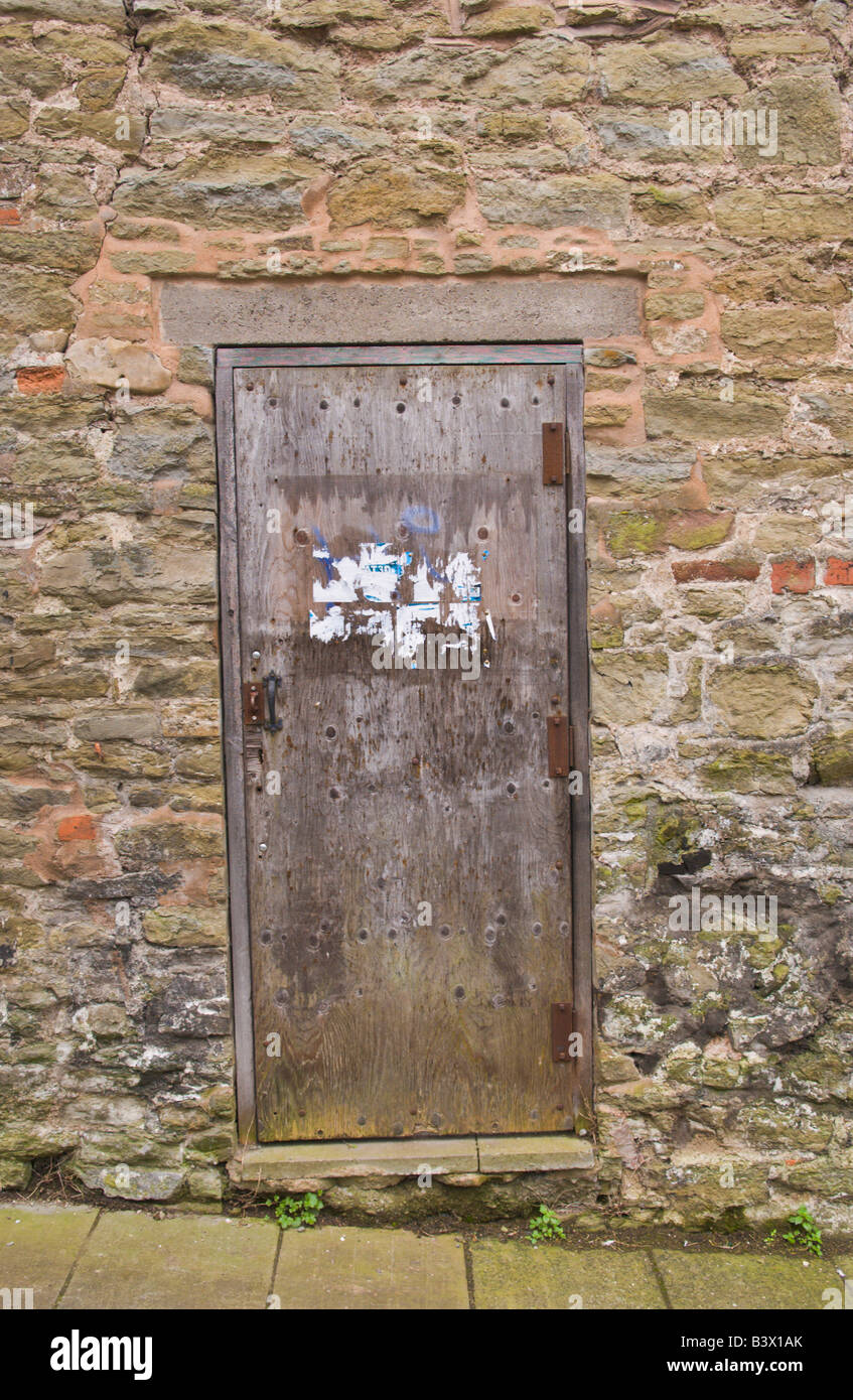 Porte latérale de mur de chambre à Ludlow Shropshire England UK Banque D'Images