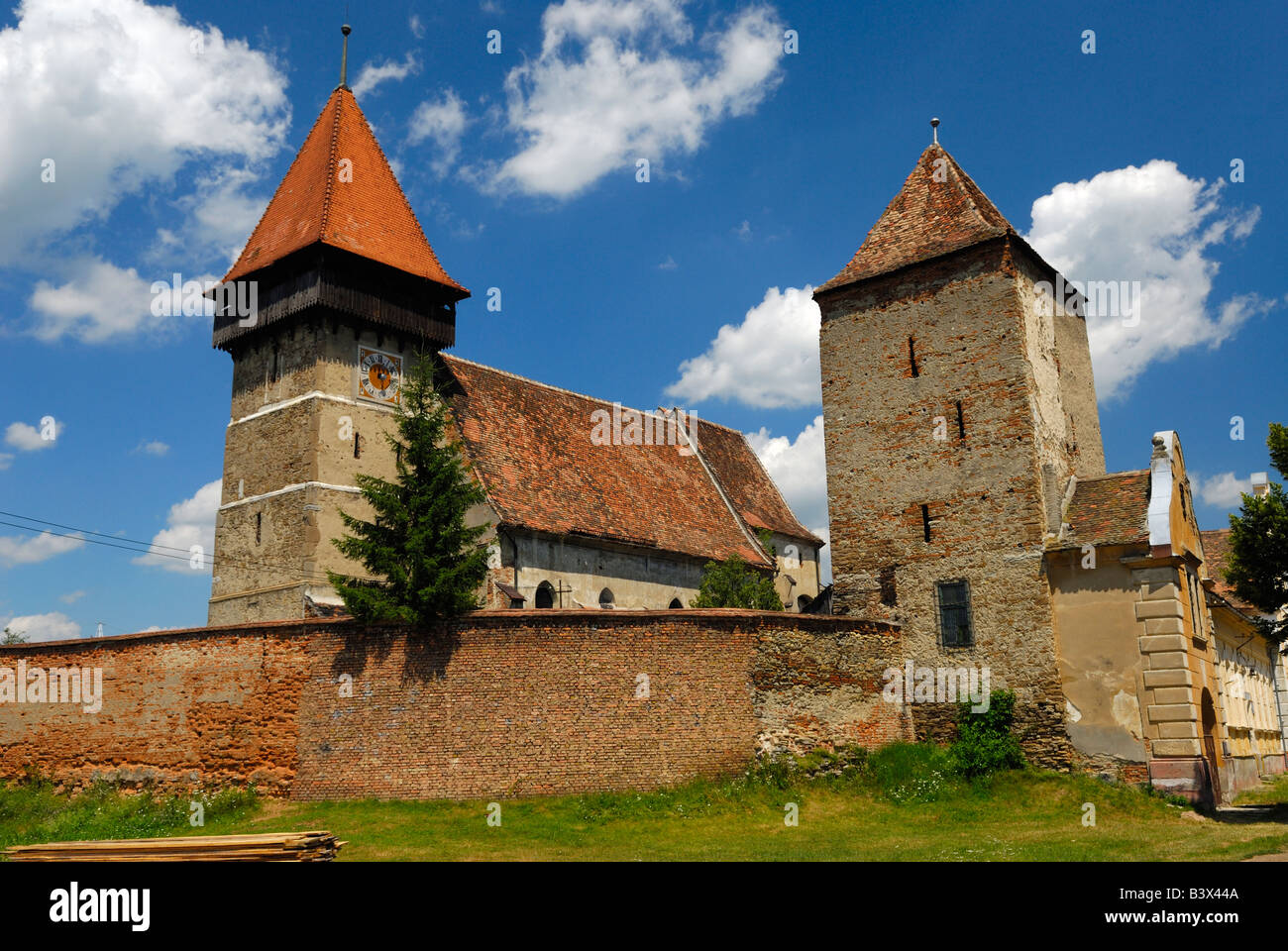 L'église fortifiée la Transylvanie Roumanie Banque D'Images