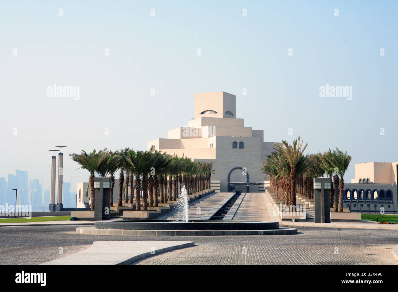 L'Museim d'Art Islamique conçu par le célèbre architecte américain chinois I M Pei sur la Corniche à Doha Qatar Banque D'Images