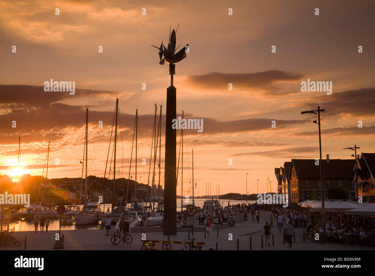 La Norvège Stavanger Harbour au coucher du soleil Banque D'Images