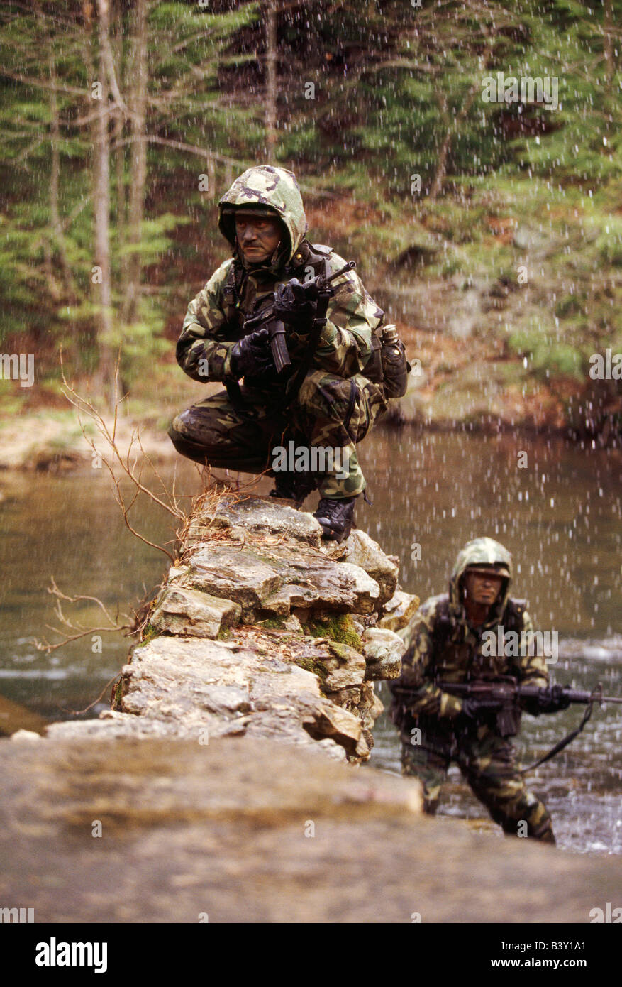 USA l'Armée est de manœuvres dans le domaine Banque D'Images