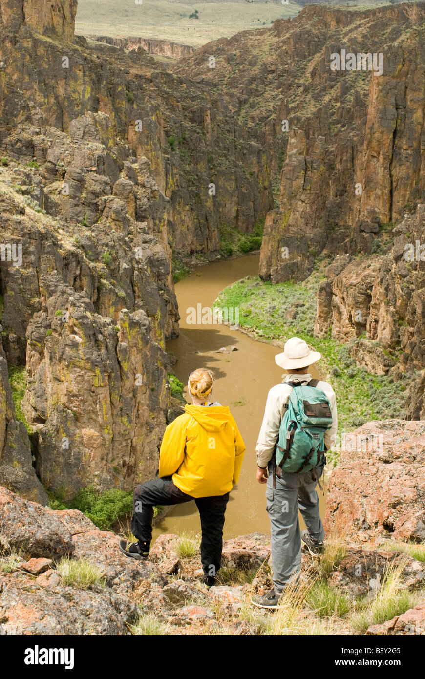 California South Fork Valley River et la rivière Owyhee principal couple prend de l'avis M. Banque D'Images